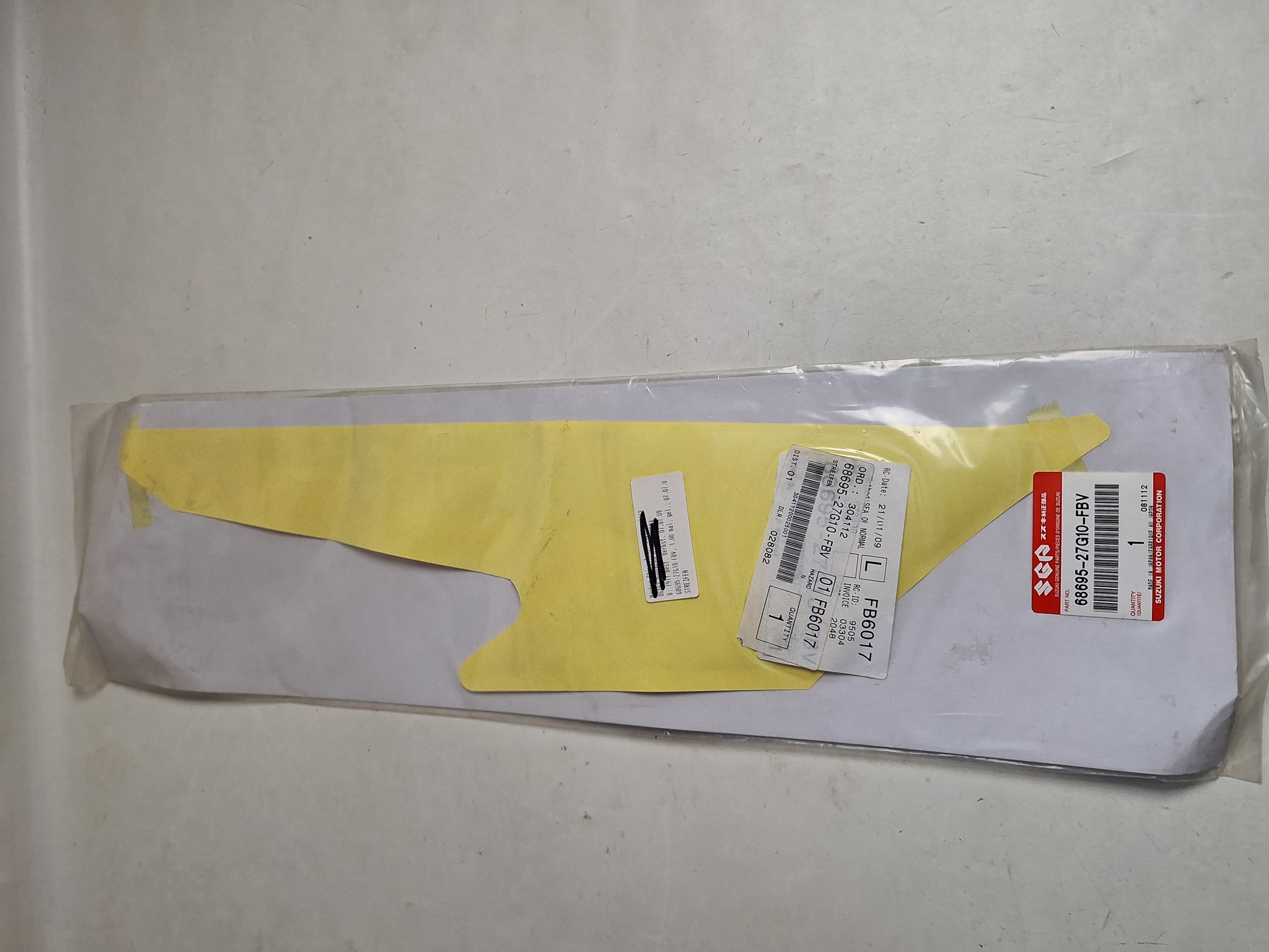 Picture of SUZUKI  STREIFEN  68695-27G10-FBV